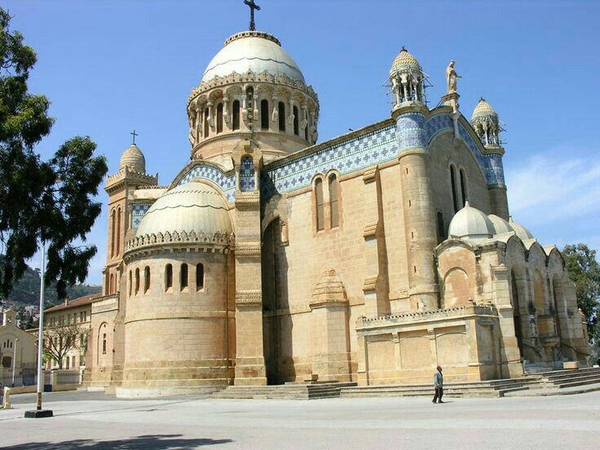 Красивейшие достопримечательности знойного Алжира