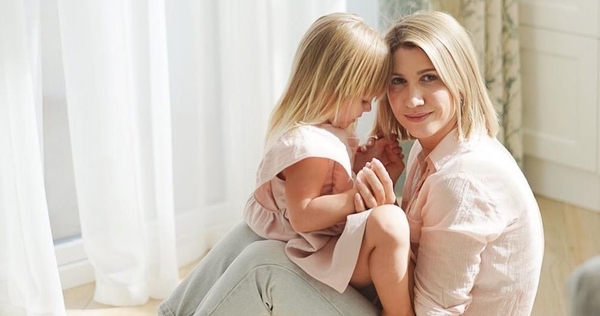 "Наш ангелочек": Анита Луценко очаровала Сеть нежным фото с дочкой