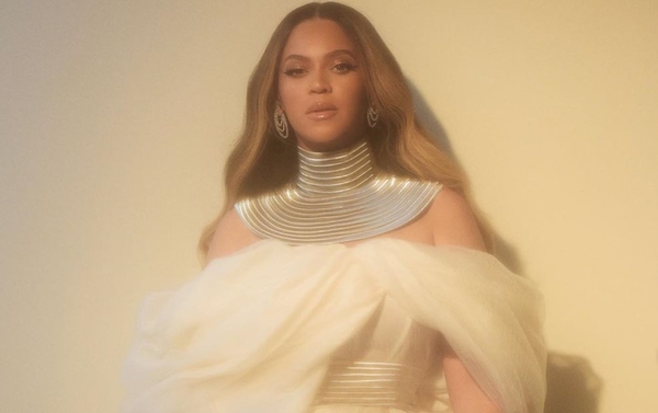 Бейонсе очаровала Сеть гламурным образом