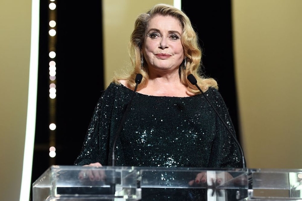 Катрин Денев станет приглашенной звездой Одесского кинофестиваля