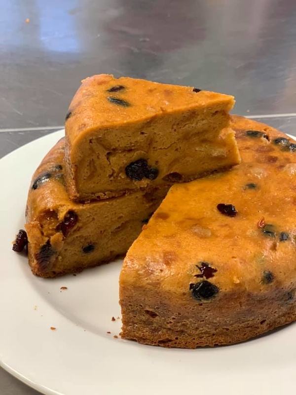 Карамельный пудинг с изюмом, клюквой и орехами от Елизаветы Глинской