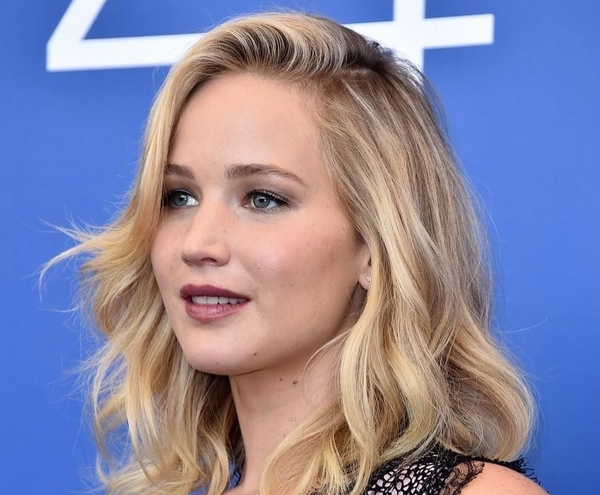 Дженнифер Лоуренс поделилась подробностями предстоящей свадьбы