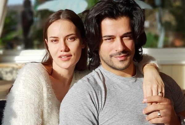 Звезде турецких сериалов предложили 2 млн. за фото маленького сына