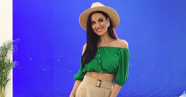 Маша Ефросинина засветила соблазнительные ноги на новом фото