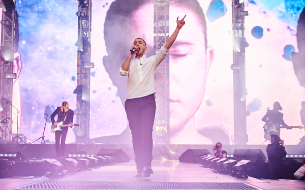 Минирование и скандал с билетами: Чем запомнились концерты стадионного тура Hello группы Антитела