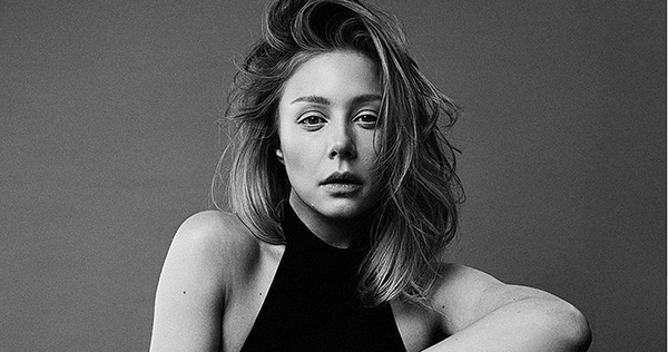 Тина Кароль засветилась в наряде от культового бренда