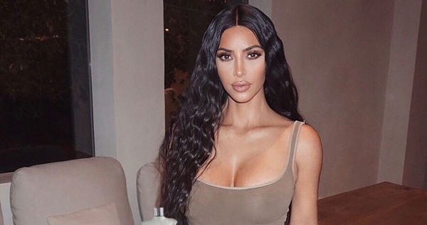 Ким Кардашьян украсила сразу три обложки известного глянца