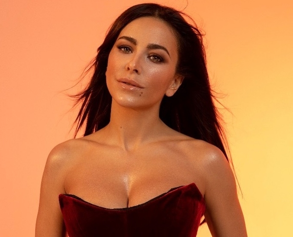 "Попсовая и не зашла": В Сети раскритиковали новую романтическую песню Лорак