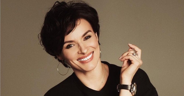 "И это мама троих детей": Надя Мейхер похвасталась растяжкой