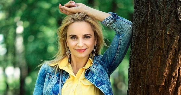 В купальнике и на каблуках: Лилия Ребрик похвасталась жарким фотосетом