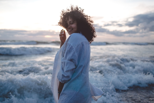 Финалистка шоу "Голос страны" Татьяна Амирова презентовала сингл из будущего альбома