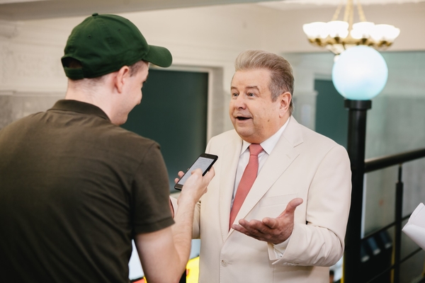 Михаил Поплавский станет министром инфраструктуры в комедии "Великі Вуйки"