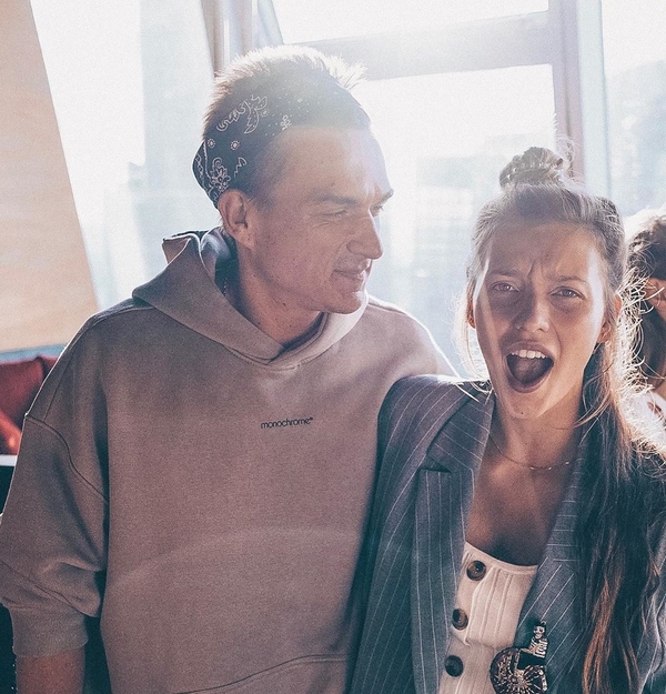 Подружки Регины Тодоренко засветились на ее свадьбе в купальниках