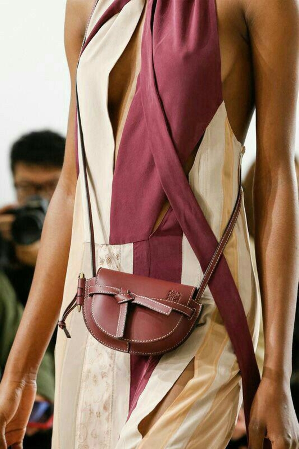 8 сумок и одна деталь: модные тренды лета 2019