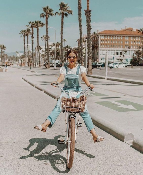 Базовые вещи, которые должны быть в гардеробе  каждой летом 2019