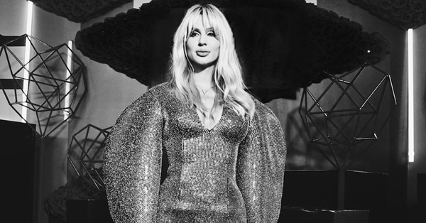 Светлана Лобода похвасталась идеальной фигурой в леопардовом платье