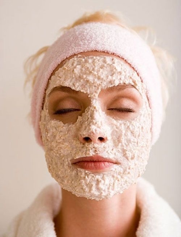 Скраб для лица: универсальное очищение или потенциальный вред?