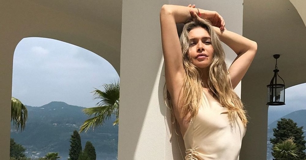 Вера Брежнева показала, как хочет выглядеть в старости