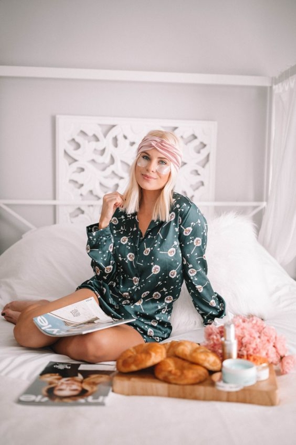 Лучше магазинных! ТОП-5 рецептов патчей под глаза своими руками