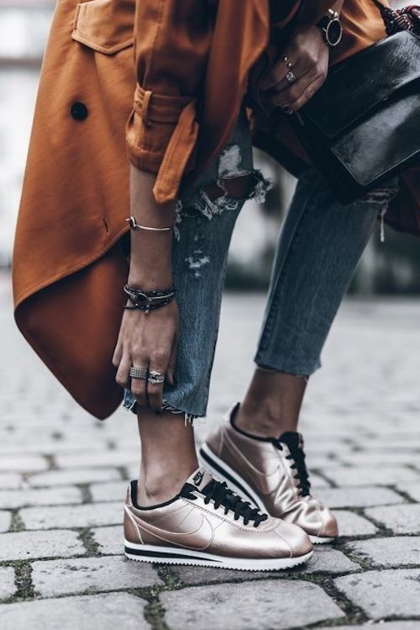 С чем носить кроссовки летом 2019: Лучшие сочетания