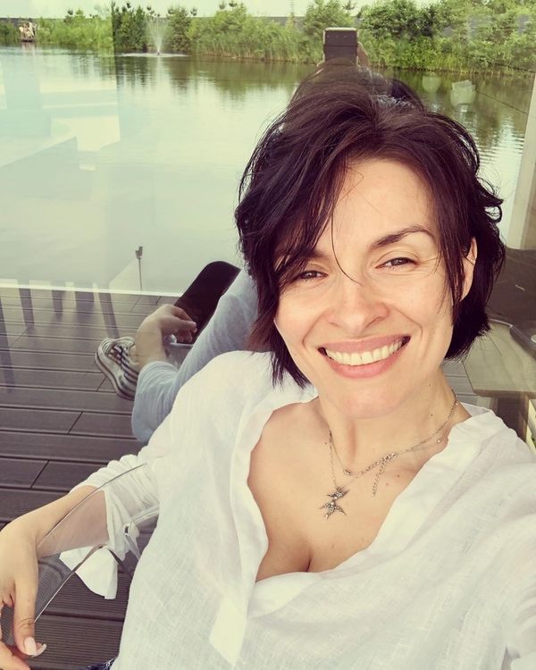 "Символ сексапильности": Надежда Мейхер подразнила новой фотосессией