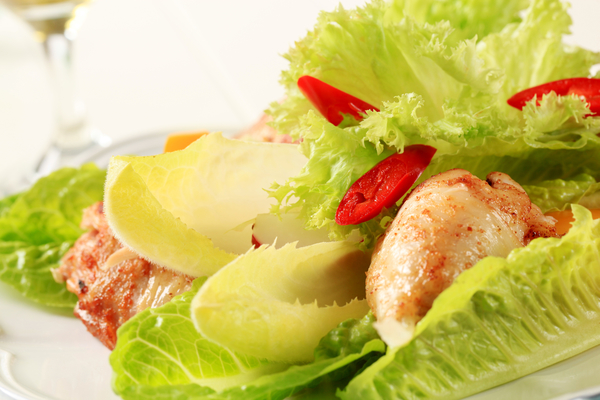 Быстрая кухня: диетическая шаурма в листе салата