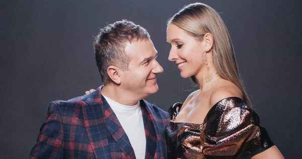 Катя Осадчая и Юрий Горбунов похвастались отдыхом на пляже Гааги