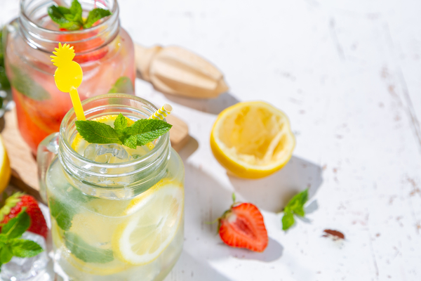 Освежающие лимонады: топ-3 самых популярных рецепта