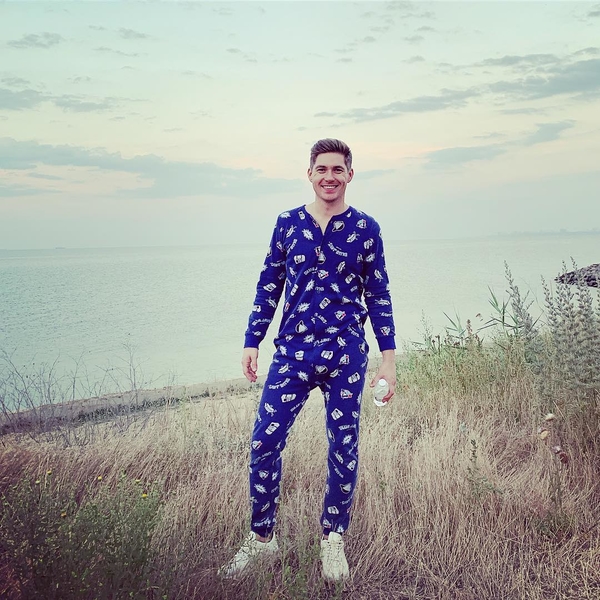 "Весь в папу": Остапчук поделился забавным фото с годовалым сыном