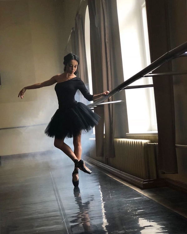 Екатерина Кухар рассказала о женской дружбе и показала детские фото