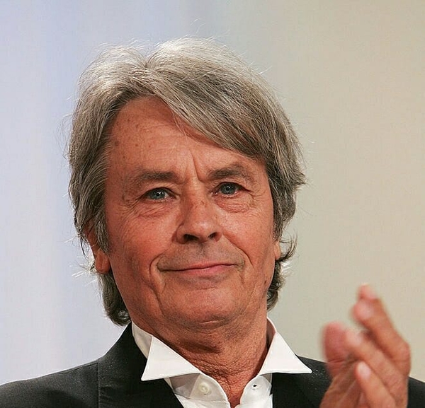 Ален Делон попал в больницу - названа причина