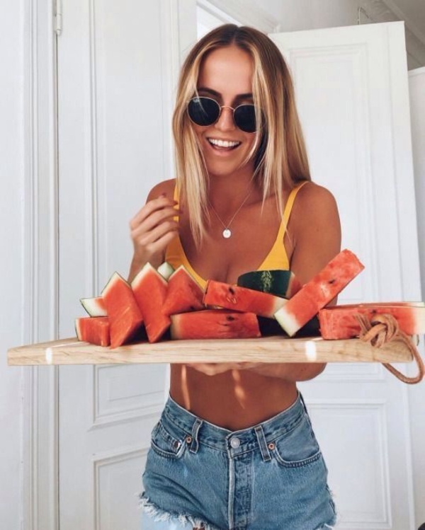 Чем полезны арбузы и как их правильно употреблять: советы Супрун