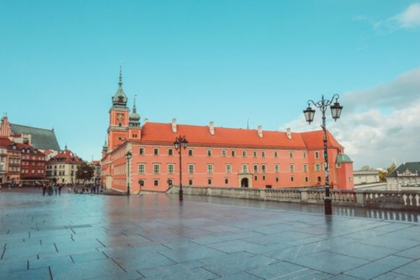 Город дворцов и замков: Виртуальное путешествие по Варшаве