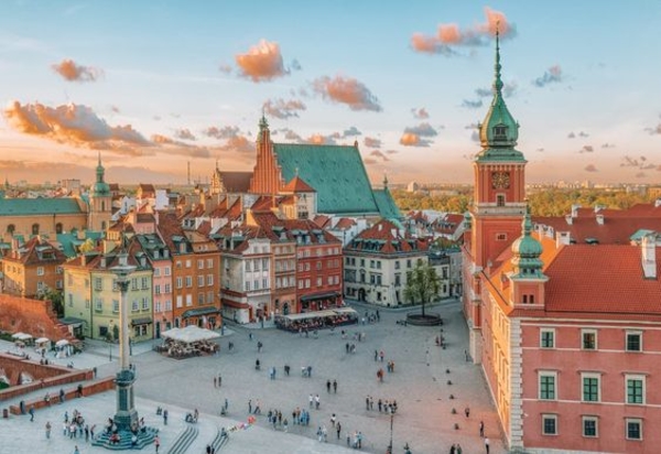 Город дворцов и замков: Виртуальное путешествие по Варшаве