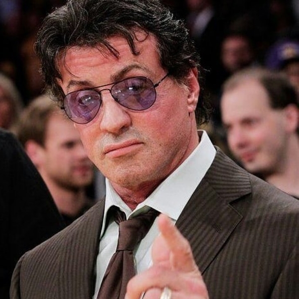 Яркие красотки: Дочери Сталлоне в полном составе заявились на премьеру фильма