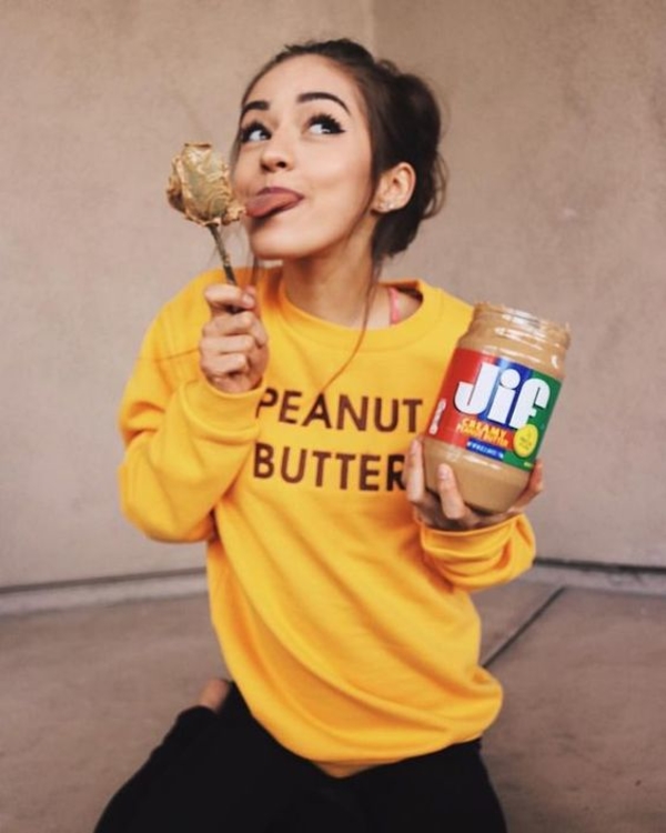 Диетолог рассказала, как правильно сочетать еду и тренировки