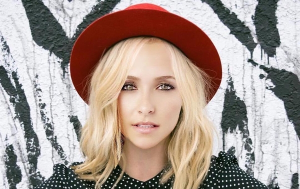 Бывшая невеста Владимира Кличко переезжает после избиения бойфрендом – СМИ