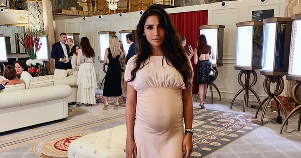 Беременная Санта Димопулос показала снимок в бикини