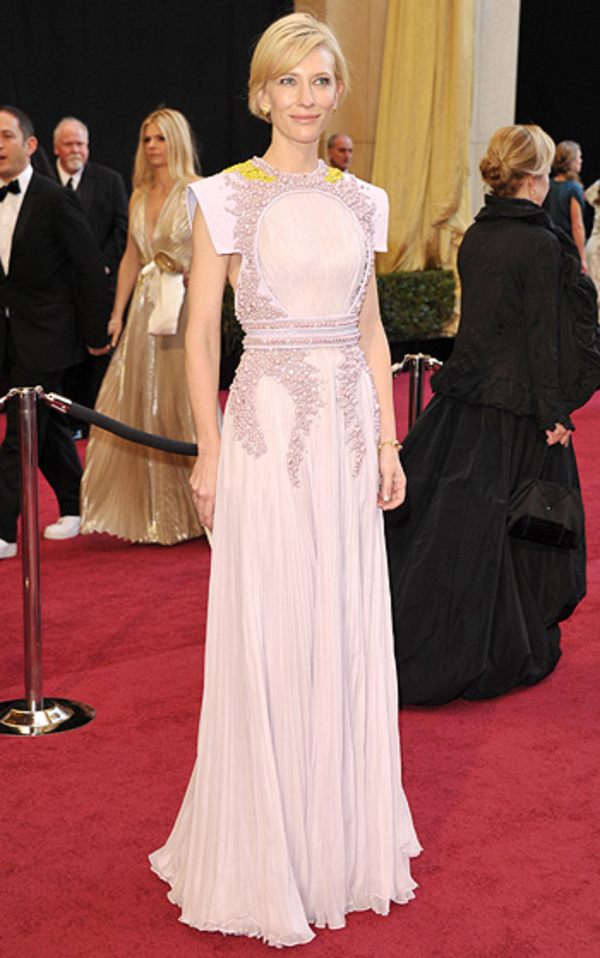 Готовимся к "Оскару": ТОП-10 неудачных образов звезд