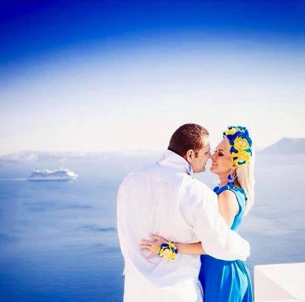 Звезды поздравили украинцев с Днем Независимости: фото