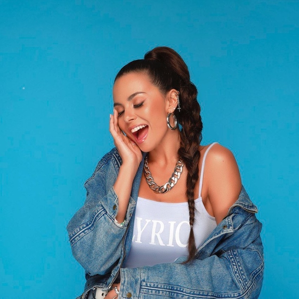 "Какой шикарный дом": Каменских поразила фанатов новым фото