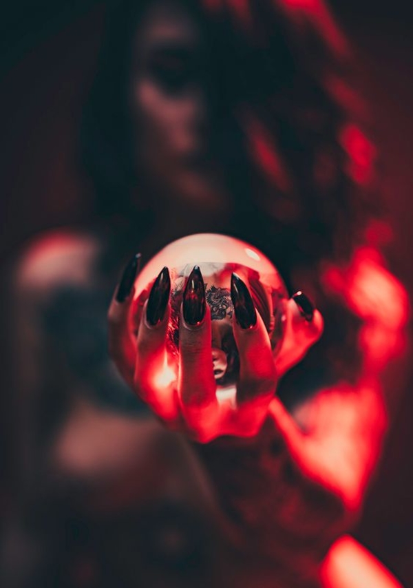 "Любовные чары": Знаки Зодиака, которые легко приворожить