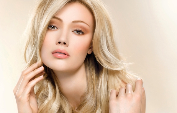 Урок экспресс-макияжа: Пошаговая инструкция для создания мейка за 2 минуты