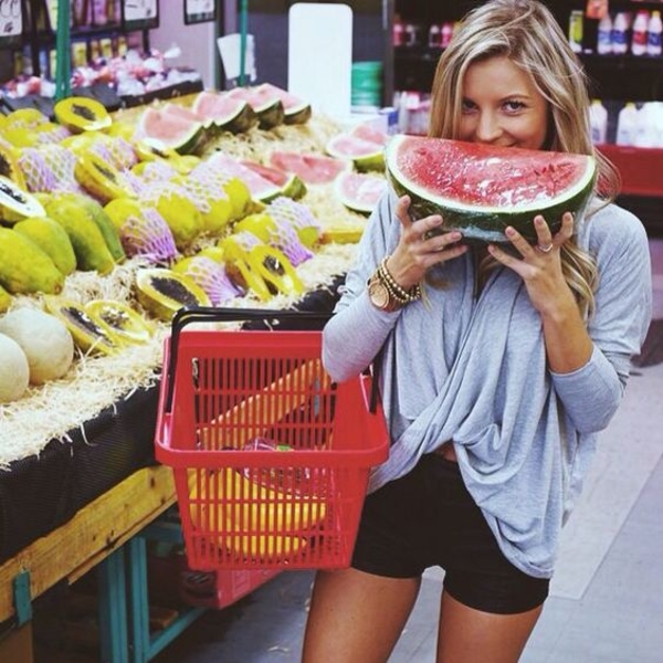 Доктор Комаровский назвал продукты с наибольшим содержанием воды