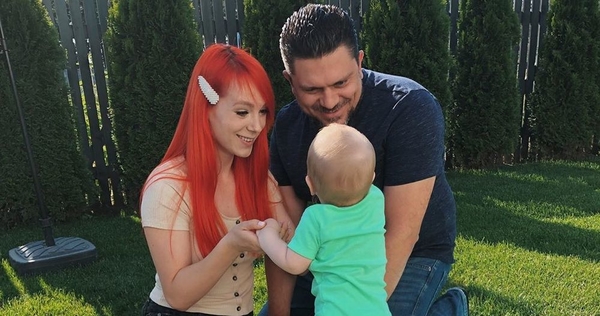 TARABAROVA отпраздновала первый день рождения сына - фото