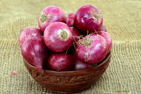 Луков день: Традиции и обычаи праздника