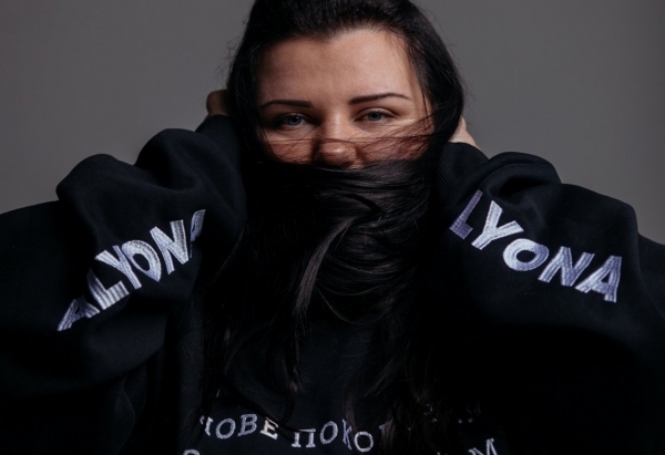 Alyona Alyona получила международную награду Anchor award