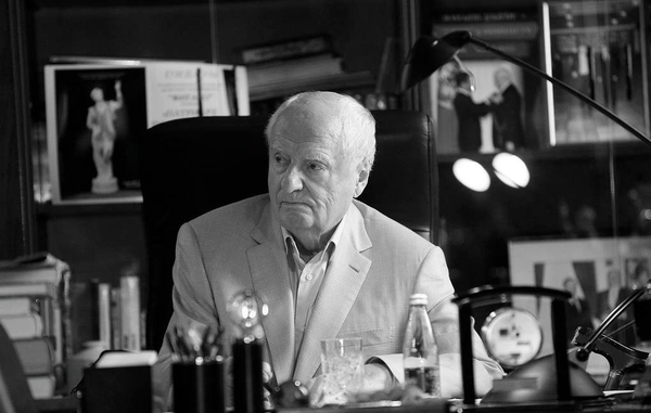 Умер создатель "Обыкновенного чуда" Марк Захаров