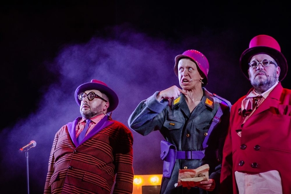 5 сюрпризов на премьере "Весна для Гитлера"