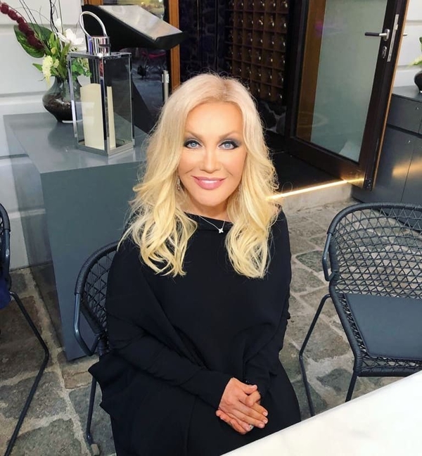 Таисия Повалий поздравила с Международным днем музыки коллег и своих поклонников